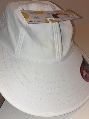 White Ponyflo Cap